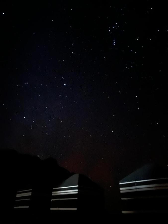 Wadi Rum Camels Camp מראה חיצוני תמונה