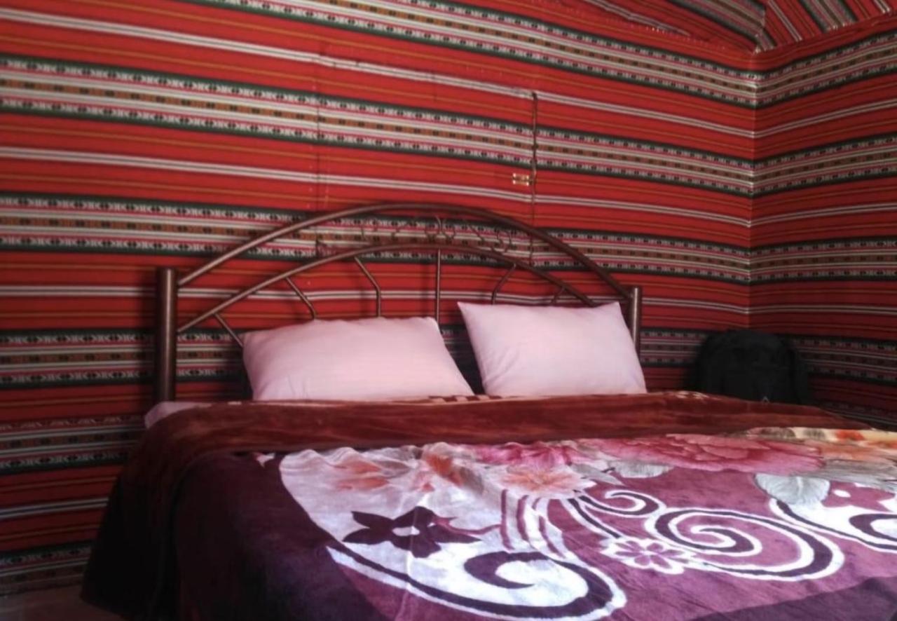 Wadi Rum Camels Camp מראה חיצוני תמונה